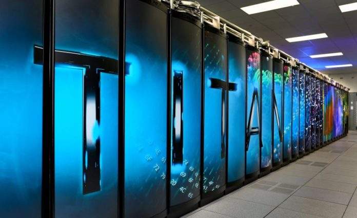 titan superračunalo