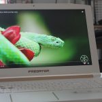 Acer Predator Helios 300 zaslon