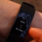 Fitbit Charge 4 pametni sat