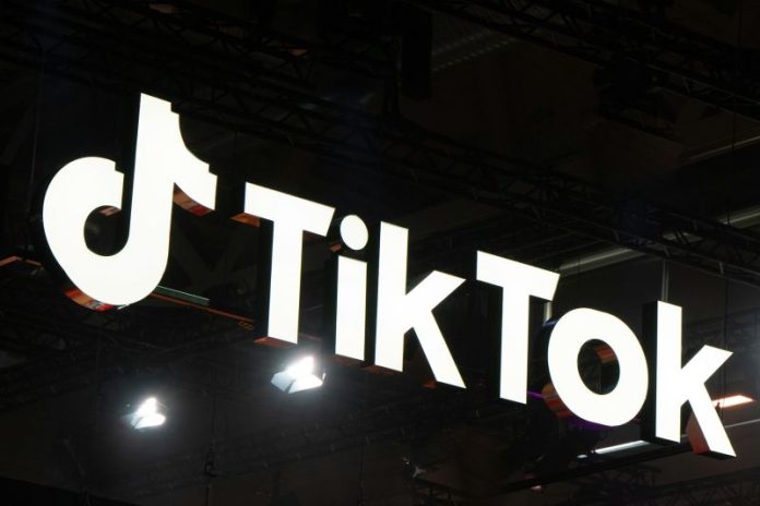 tik tok logo